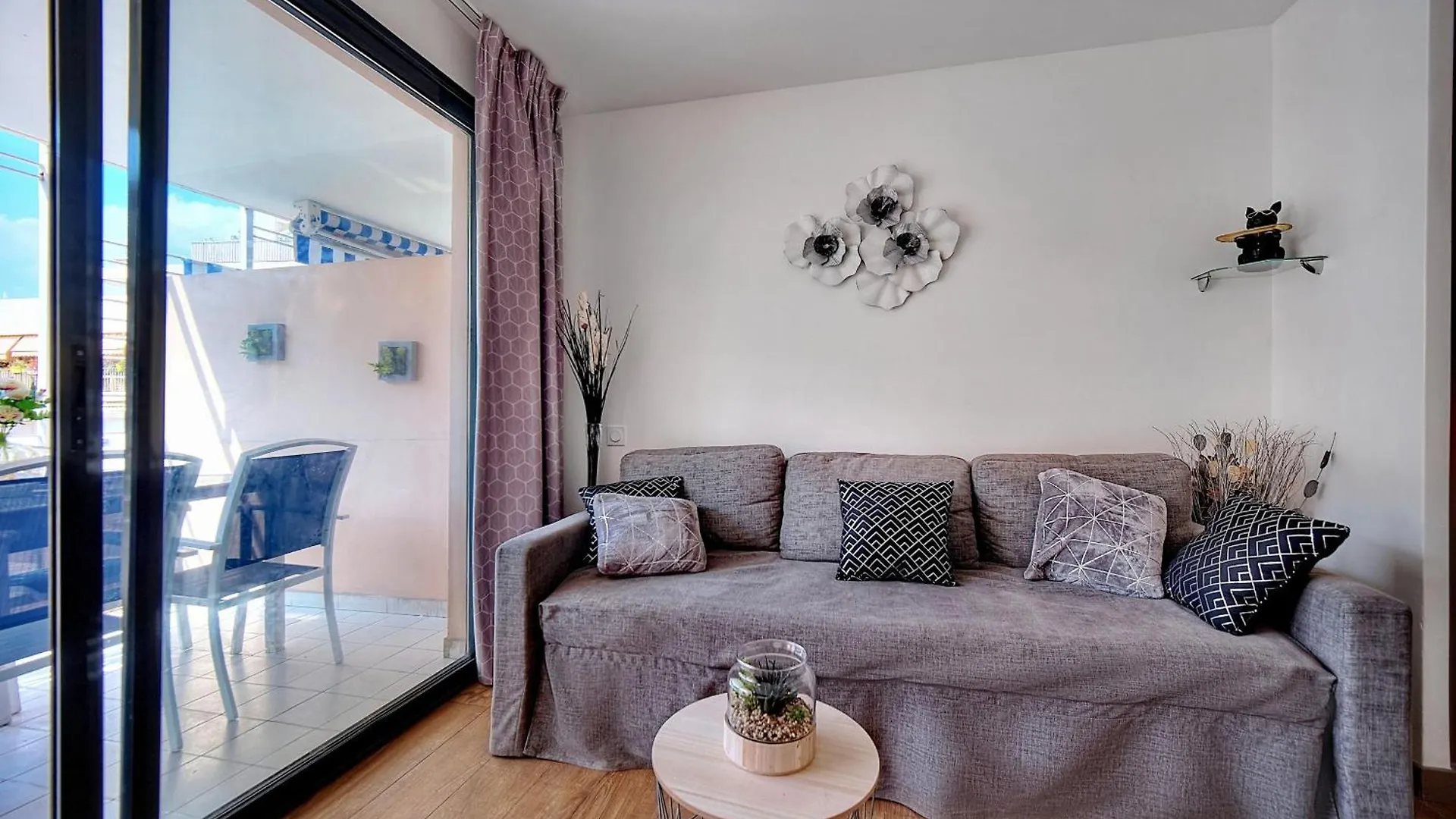 Agreable 2 Pieces Avec Piscine A1B235 Apartment Cannes France